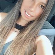 Profesora de educación física y salud para niños de niveles pre escolar, básica y media